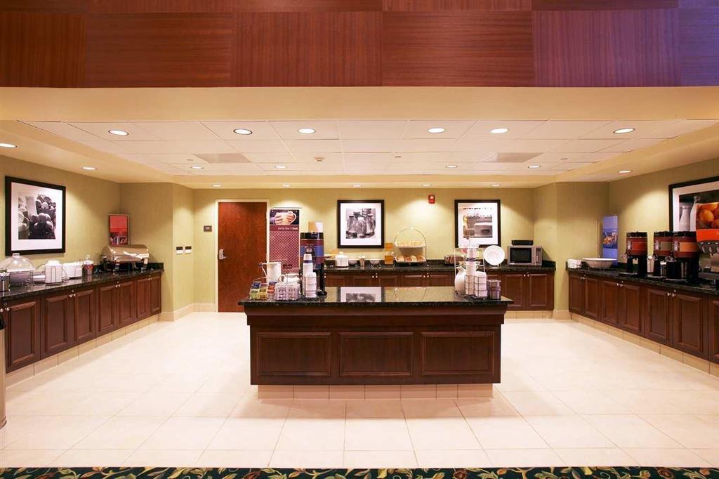 Hampton Inn & Suites Sacramento-Elk Grove Laguna I-5 Restaurant photo